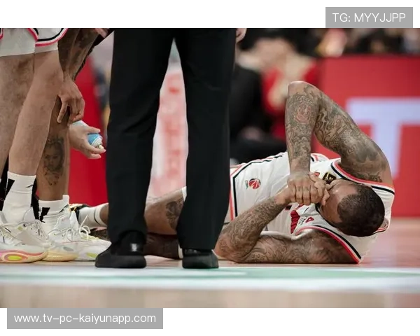 球员在CBA联赛中屡屡上演高光时刻成为热议话题，cba的人员