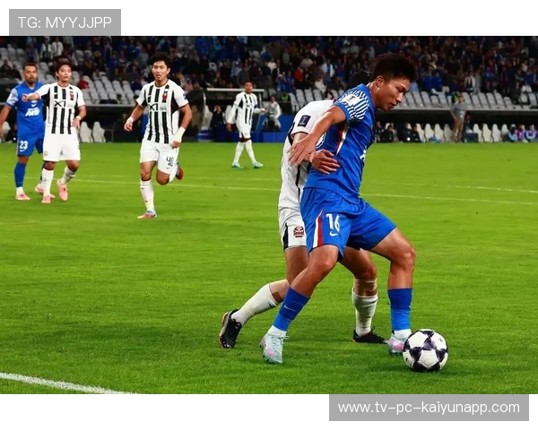 申花目标亚冠新征程，球队补强阵容备战新赛季